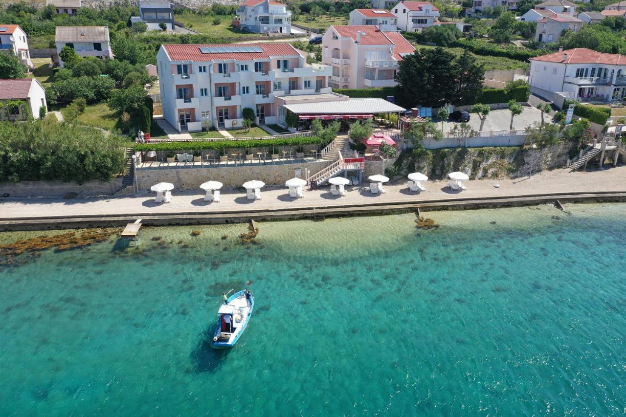 Pension Augustino Miletici Екстер'єр фото