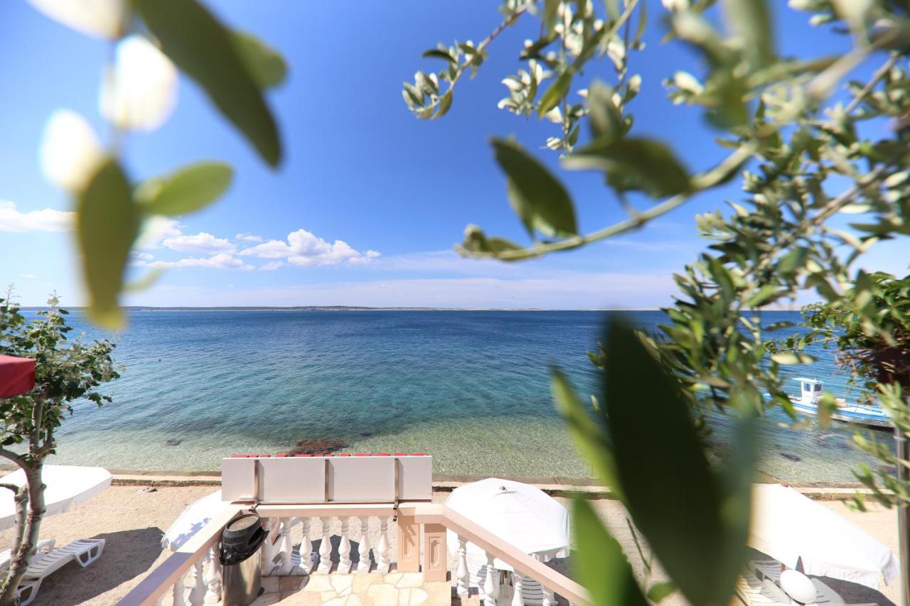 Pension Augustino Miletici Екстер'єр фото