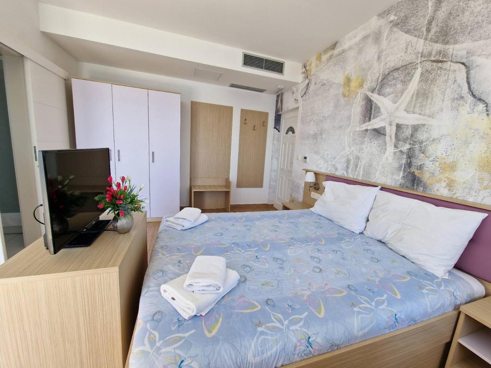 Pension Augustino Miletici Екстер'єр фото
