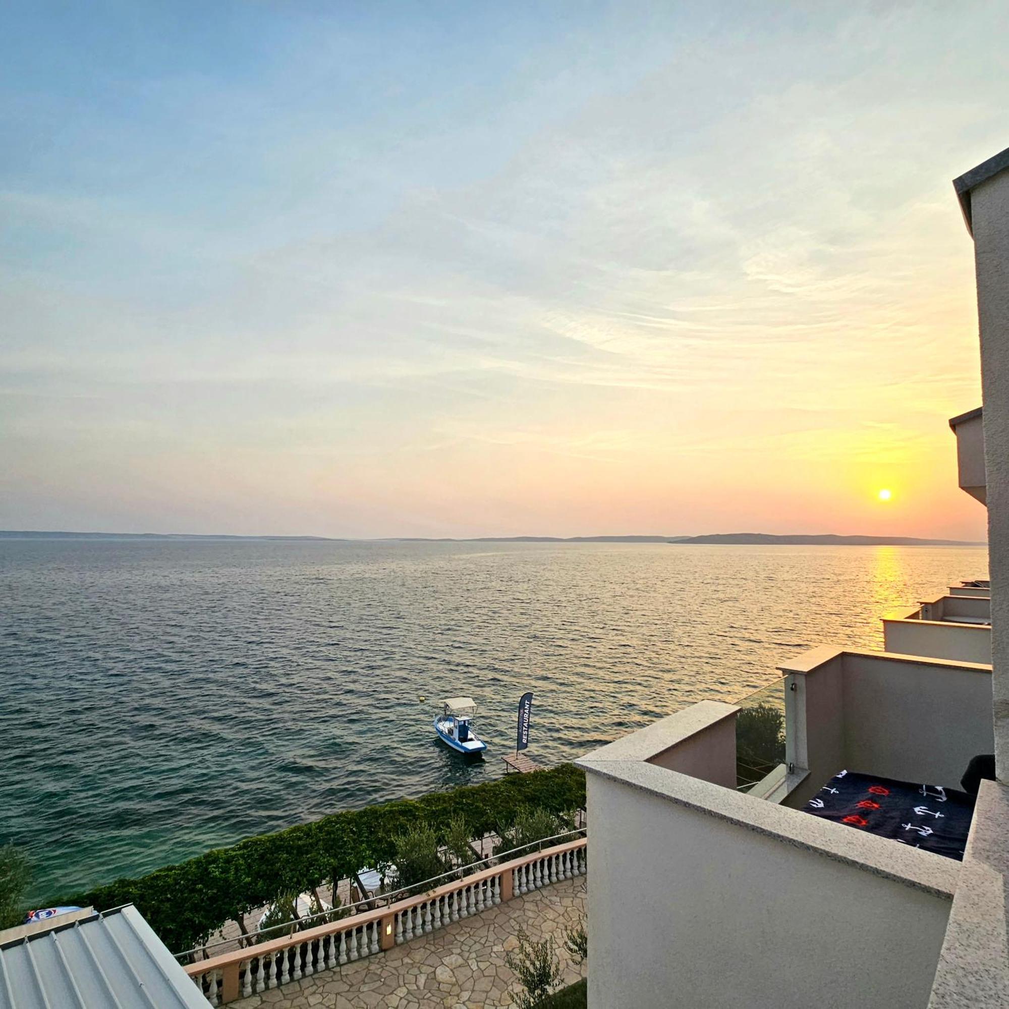 Pension Augustino Miletici Екстер'єр фото